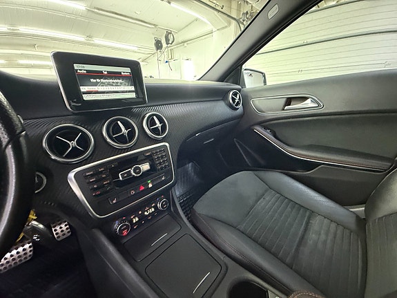 Mercedes-Benz A180 16 of 21