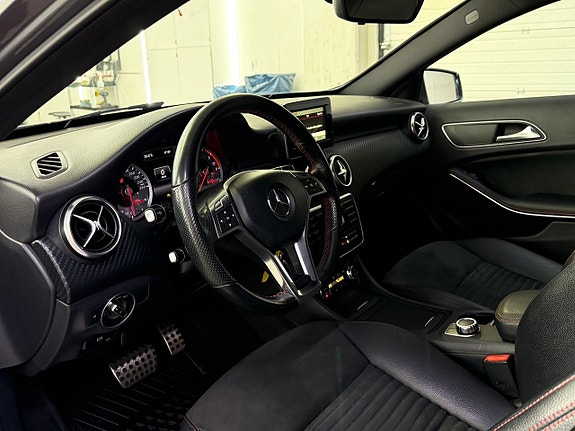 Mercedes-Benz A180 11 of 21