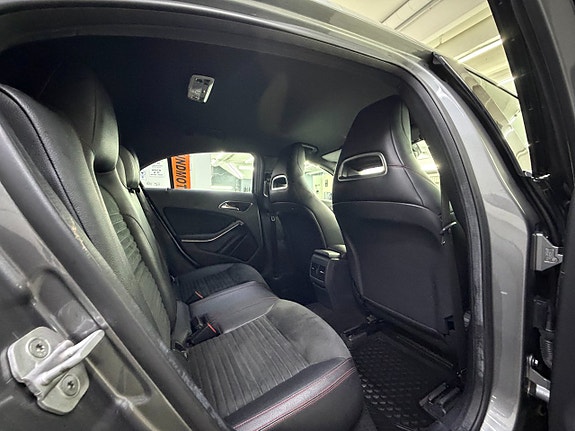 Mercedes-Benz A180 13 of 21