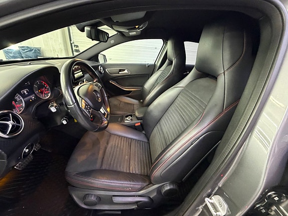 Mercedes-Benz A180 10 of 21