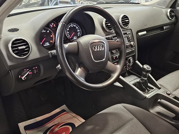 Audi A3 8 of 8