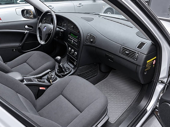 SAAB 9-5 SPORTCOMBI 2.0T ETHANOL BIOPOWER 150 ch LINEAR - BVM - ATTELAGE - 178000 km