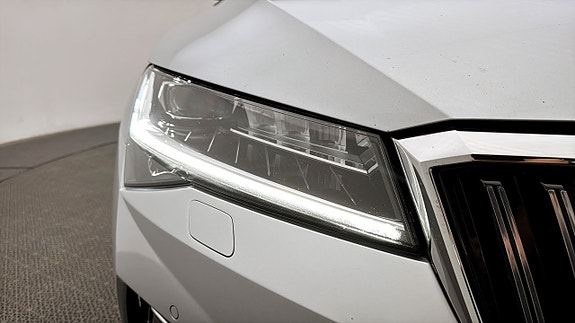 Skoda Superb 21 of 21