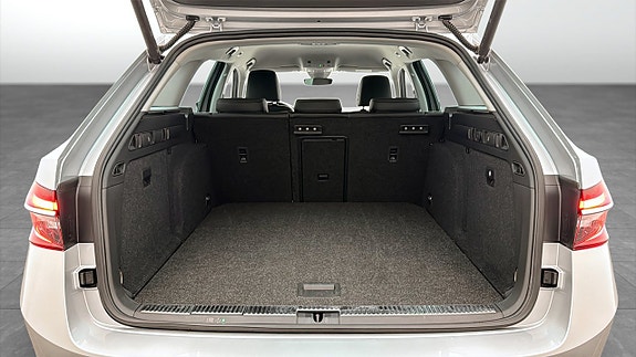 Skoda Superb 12 of 21