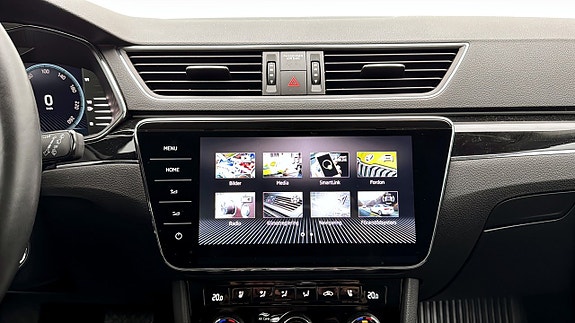 Skoda Superb 9 of 21