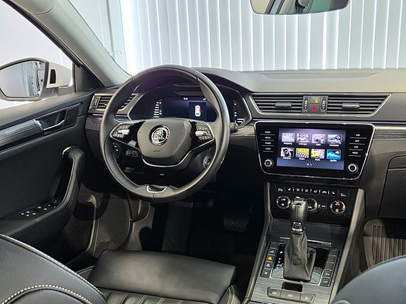 Skoda Superb 12 of 25