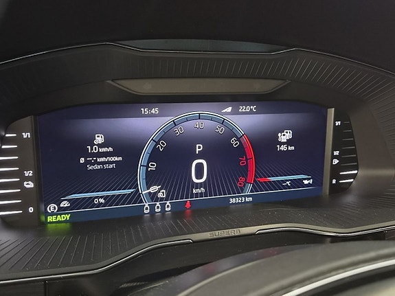 Skoda Superb 13 of 25