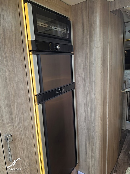 KABE Imperial Travel Master I 860 LGB 12 of 21