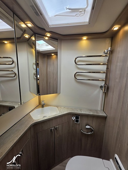 KABE Imperial Travel Master I 860 LGB 17 of 21