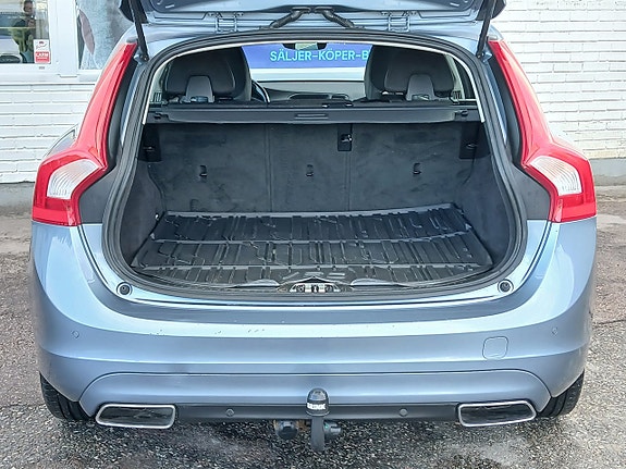 Volvo V60 8 of 21