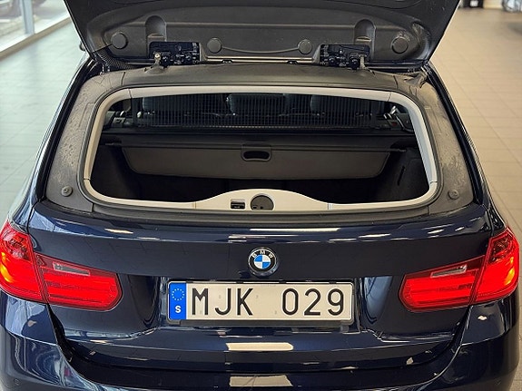 BMW 318d 22 of 23