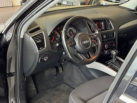 Audi Q5 9 of 18
