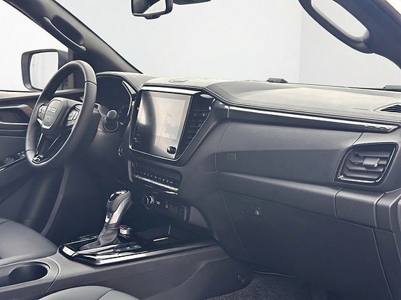 Isuzu D-max 16 of 17