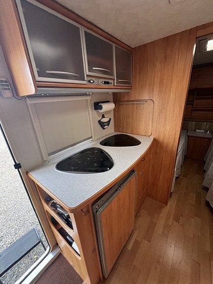 Adria Adora 512UL 8 of 14