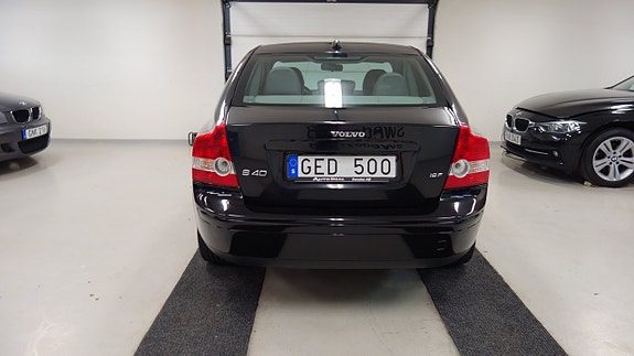 Volvo S40 7 of 13