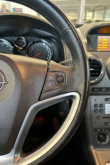 Opel Antara 17 of 23