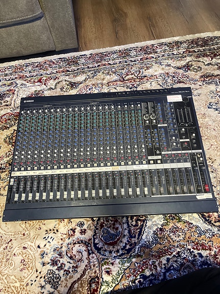 Product image 1 of 9