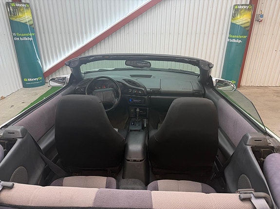Chevrolet Camaro 12 of 12