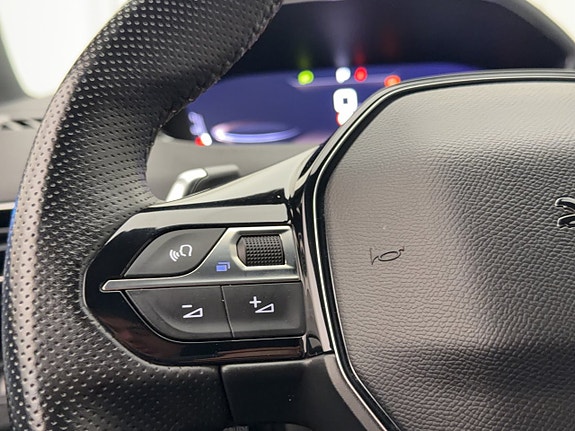 Peugeot 5008 21 of 30