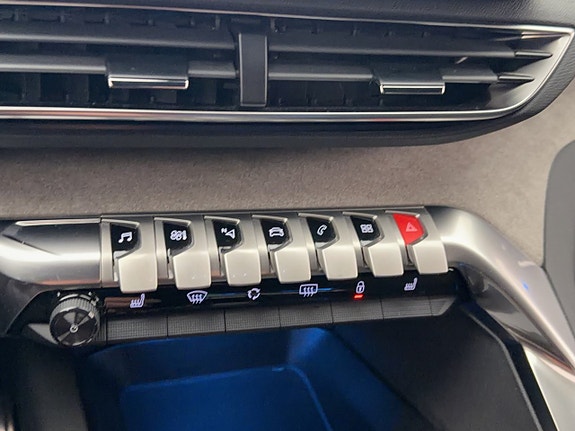 Peugeot 5008 28 of 30