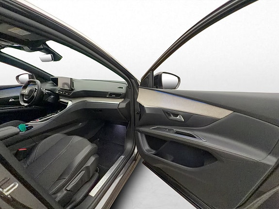 Peugeot 5008 16 of 30
