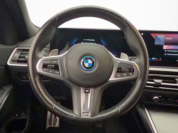 BMW 330e 13 of 30