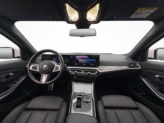 BMW 330e 12 of 30