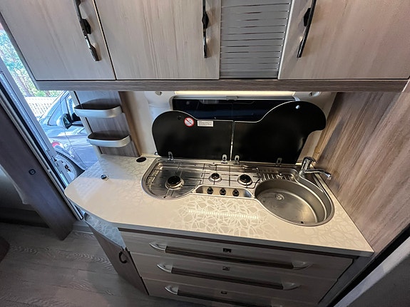 Hobby 545 KMF DE LUXE 7 of 12