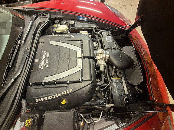 Chevrolet Corvette 4 of 7