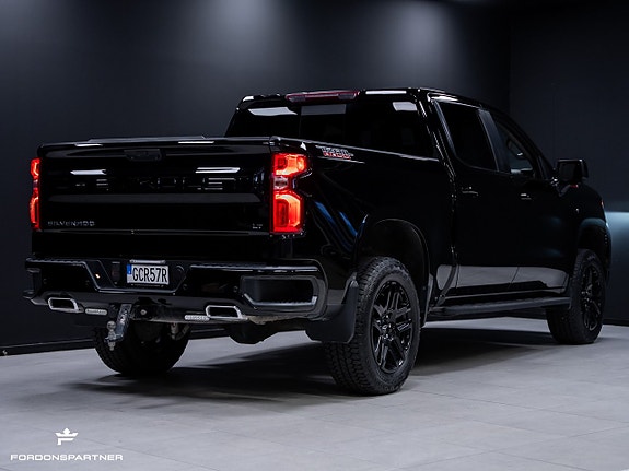 Chevrolet Silverado 1500 11 of 30