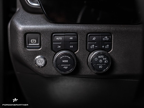 Chevrolet Silverado 1500 27 of 30