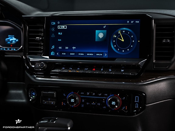 Chevrolet Silverado 1500 28 of 30
