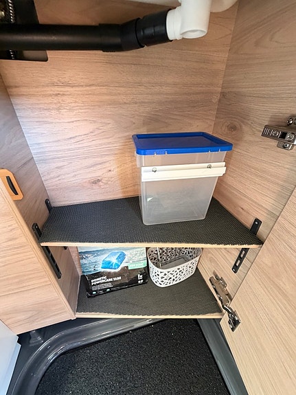 Dethleffs *Långbäddar*4-bäddar*Solceller*Nya 140hk Euro6*Busbiker* 14 of 30