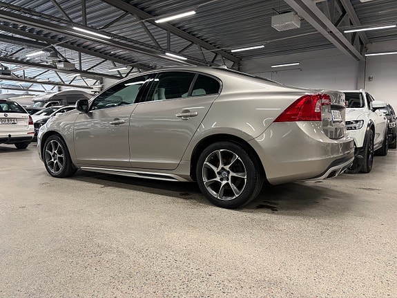 Volvo S60 3 of 9