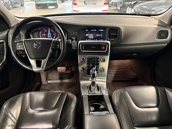 Volvo S60 6 of 9