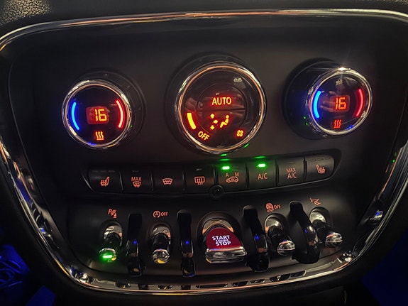 MINI Clubman Cooper 30 of 30