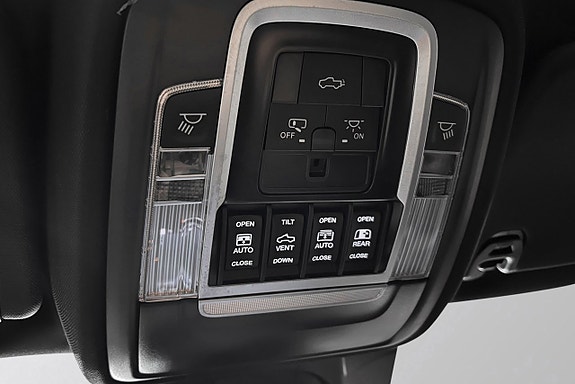 Dodge RAM 1500 27 of 30