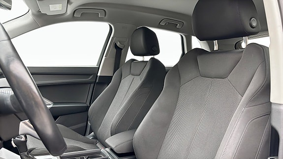 Audi Q3 8 of 13