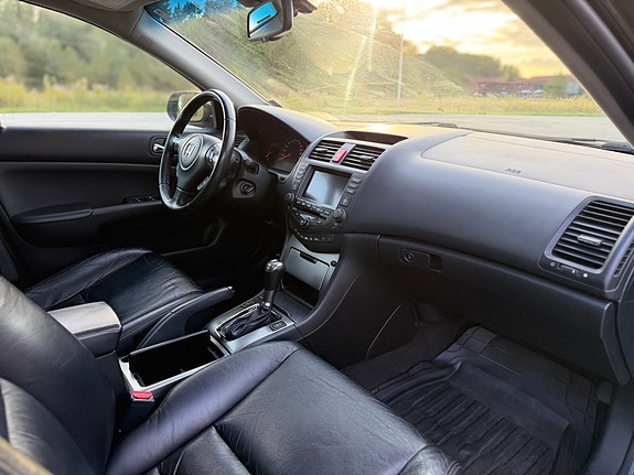 Honda Accord 17 of 21