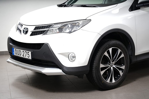 Toyota RAV4 10 of 30