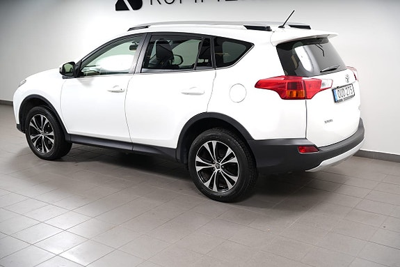Toyota RAV4 5 of 30