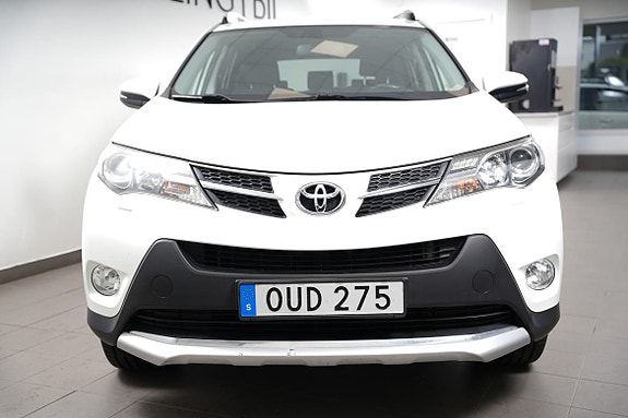 Toyota RAV4 8 of 30