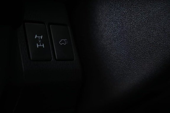 Toyota RAV4 21 of 30