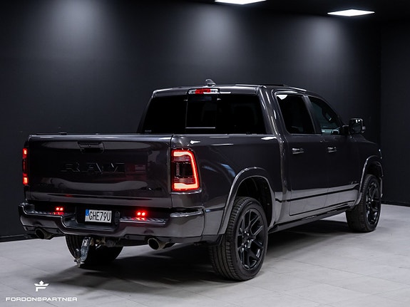 Dodge RAM 1500 10 of 29
