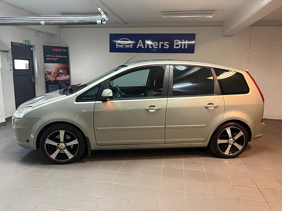Ford C-Max 14 of 19