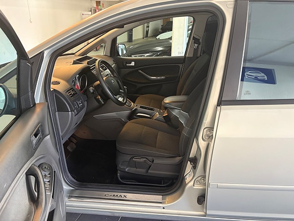 Ford C-Max 17 of 19
