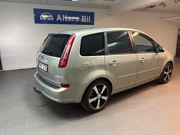Ford C-Max 12 of 19