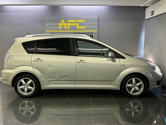 Toyota Corolla Verso 6 of 19