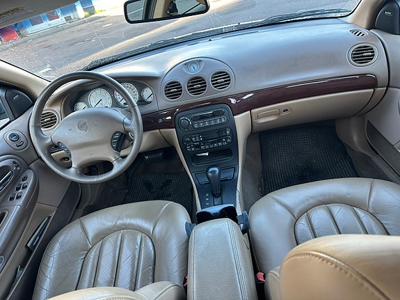 Chrysler 300M 5 of 5