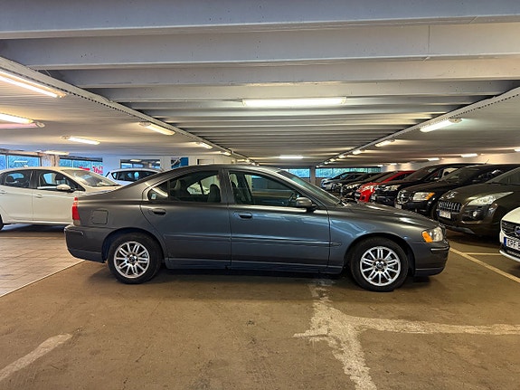Volvo S60 14 of 14